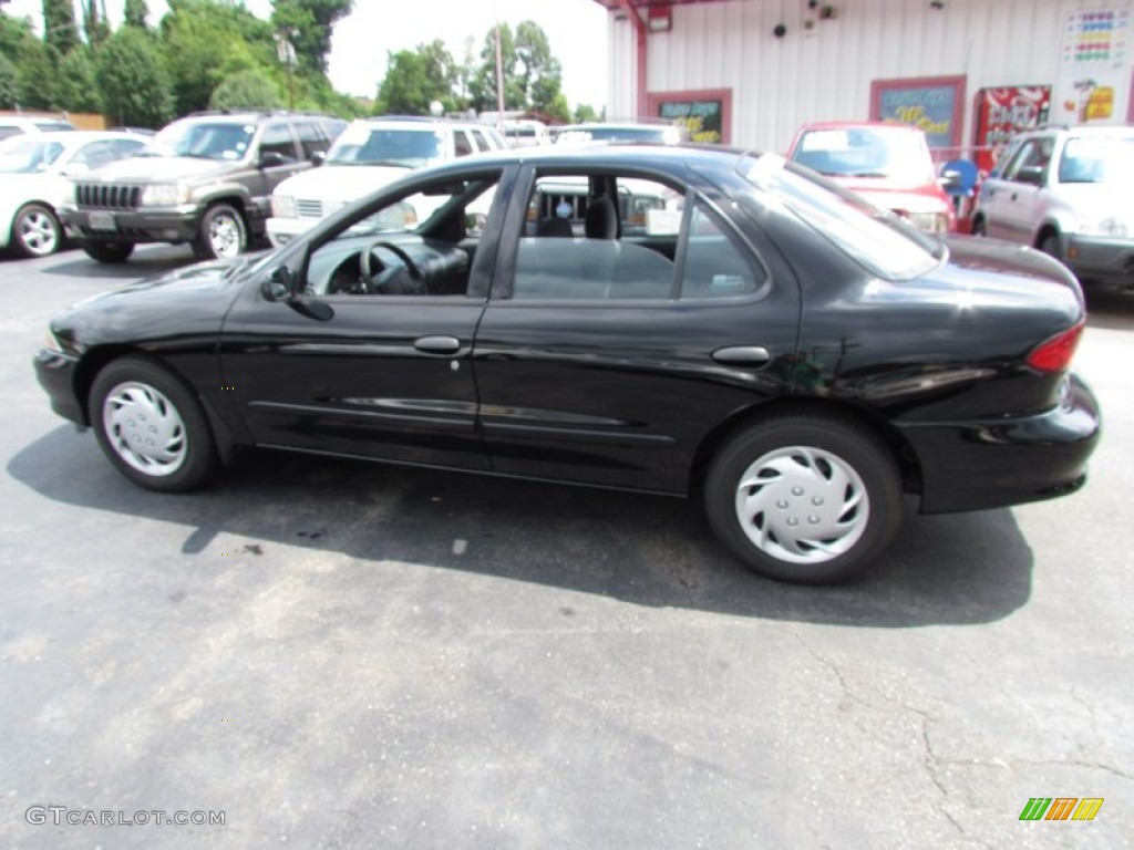 1999 Cavalier LS Sedan - Black / Graphite photo #8