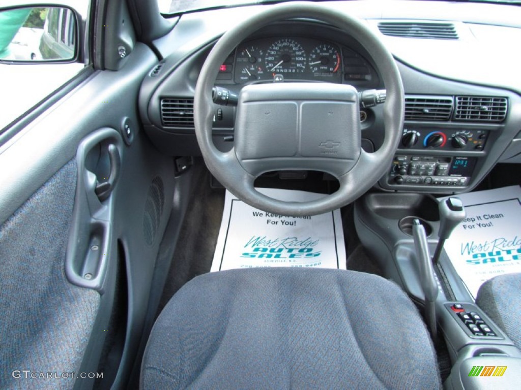 1999 Cavalier LS Sedan - Black / Graphite photo #19
