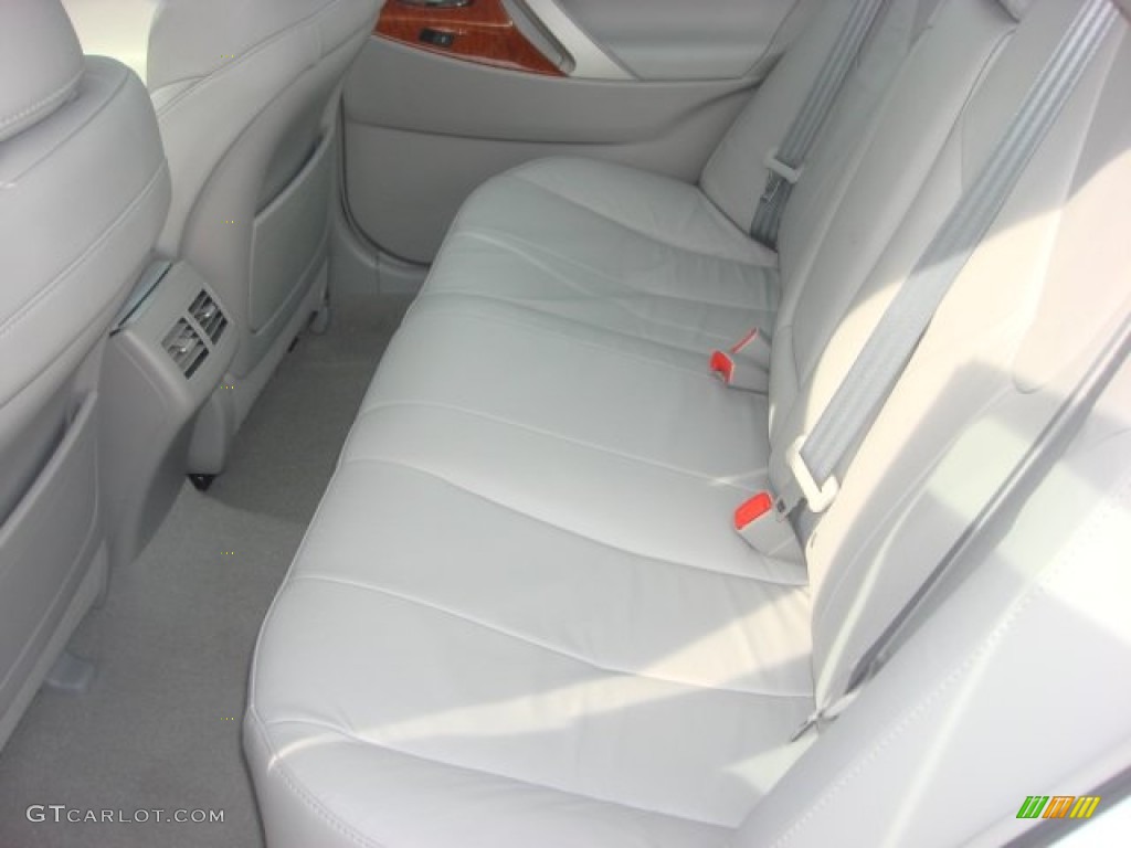 2011 Toyota Camry Hybrid Rear Seat Photos