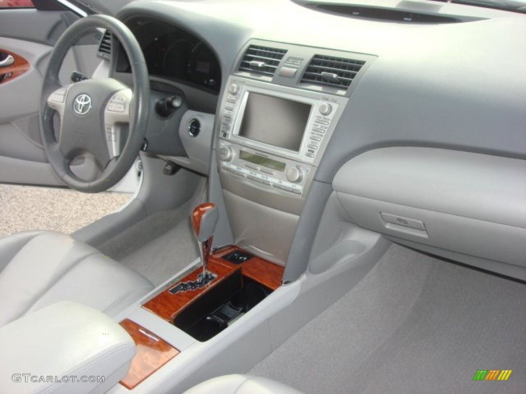 2011 Toyota Camry Hybrid Ash Dashboard Photo #77301104