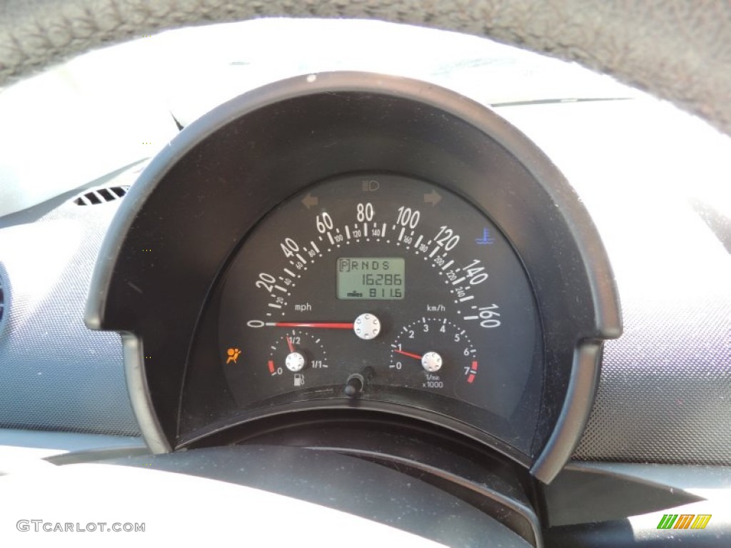 2005 Volkswagen New Beetle GLS 1.8T Convertible Gauges Photo #77301149