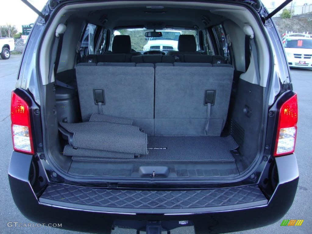 2011 Nissan Pathfinder S Trunk Photo #77301933