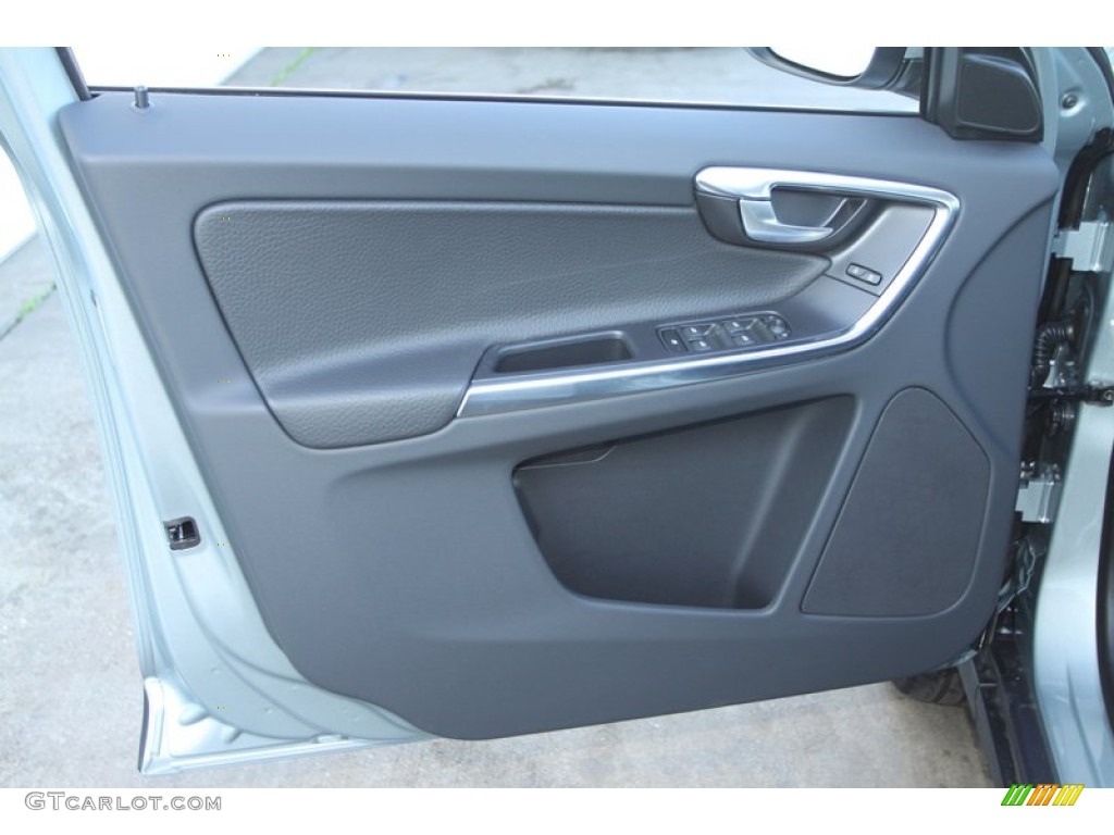 2013 Volvo XC60 3.2 Anthracite Black Door Panel Photo #77302006