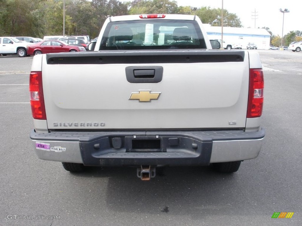 2008 Silverado 1500 LS Regular Cab 4x4 - Silver Birch Metallic / Dark Titanium photo #5