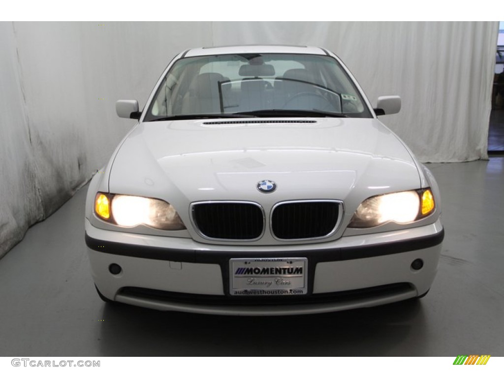 2005 3 Series 325i Sedan - Alpine White / Sand photo #12