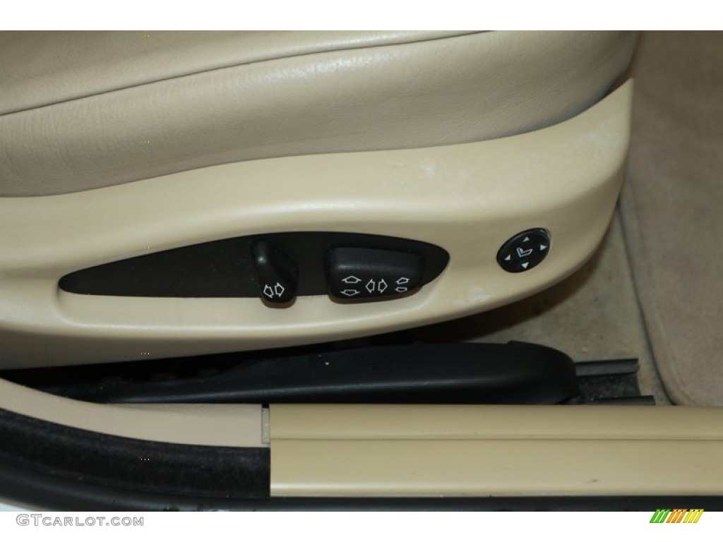 2005 3 Series 325i Sedan - Alpine White / Sand photo #40