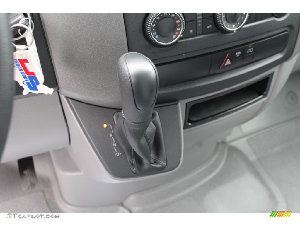 2012 Mercedes-Benz Sprinter 3500 Cutaway Moving Van 5 Speed Automatic Transmission Photo #77308578