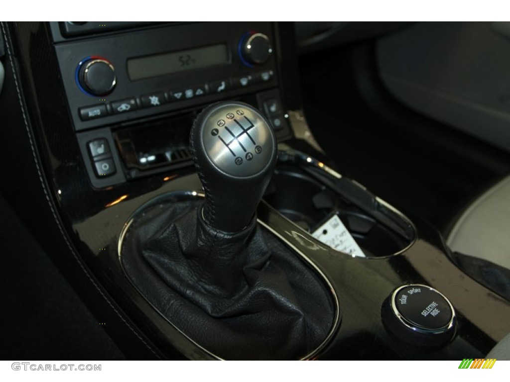 2009 Chevrolet Corvette Coupe Transmission Photos