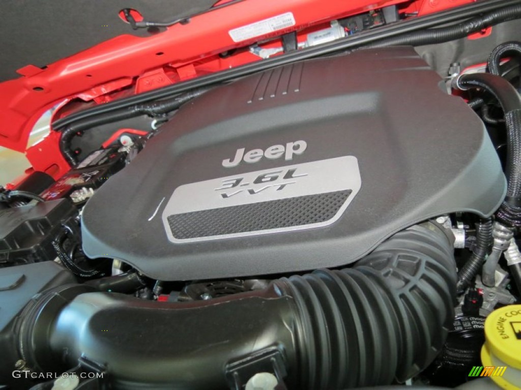 2013 Jeep Wrangler Unlimited Moab Edition 4x4 3.6 Liter DOHC 24-Valve VVT Pentastar V6 Engine Photo #77310759