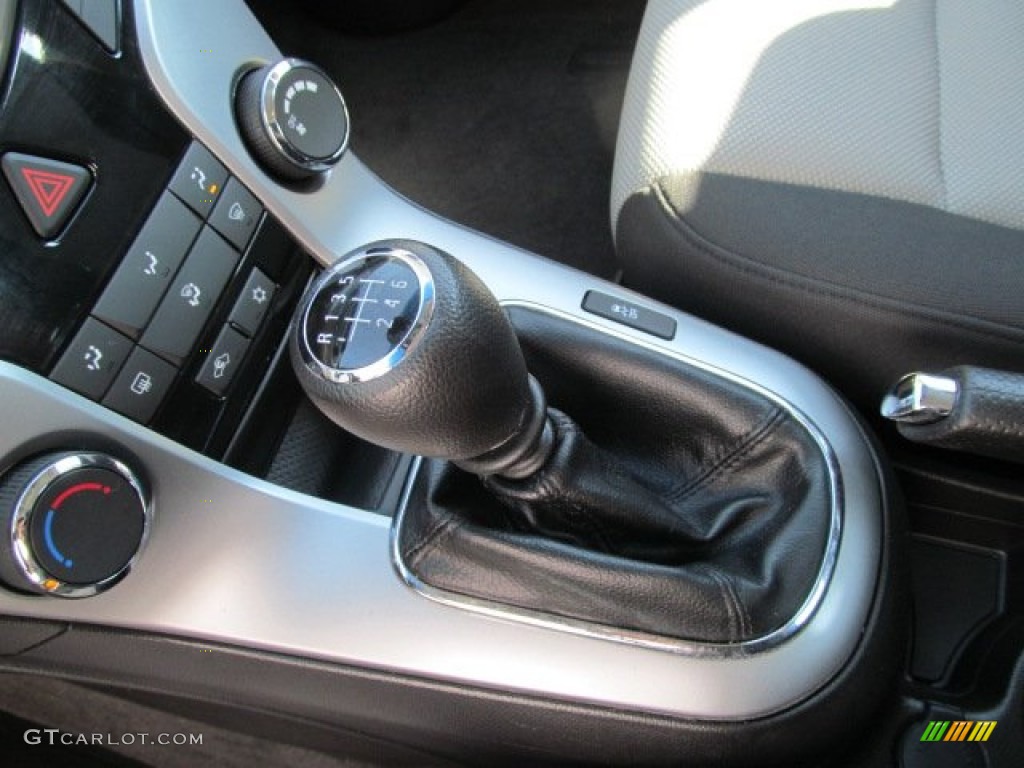2012 Chevrolet Cruze LS 6 Speed Manual Transmission Photo #77311554