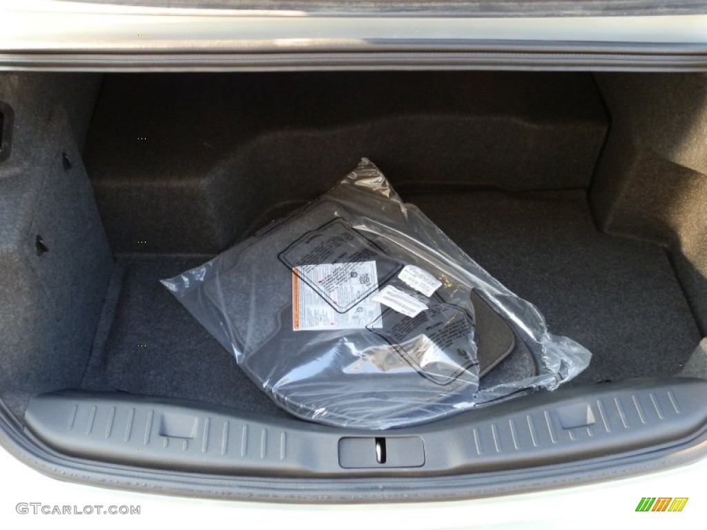 2013 Lincoln MKZ 2.0L Hybrid FWD Trunk Photo #77311881