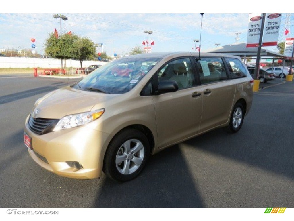 2011 Sienna  - Sandy Beach Metallic / Bisque photo #3