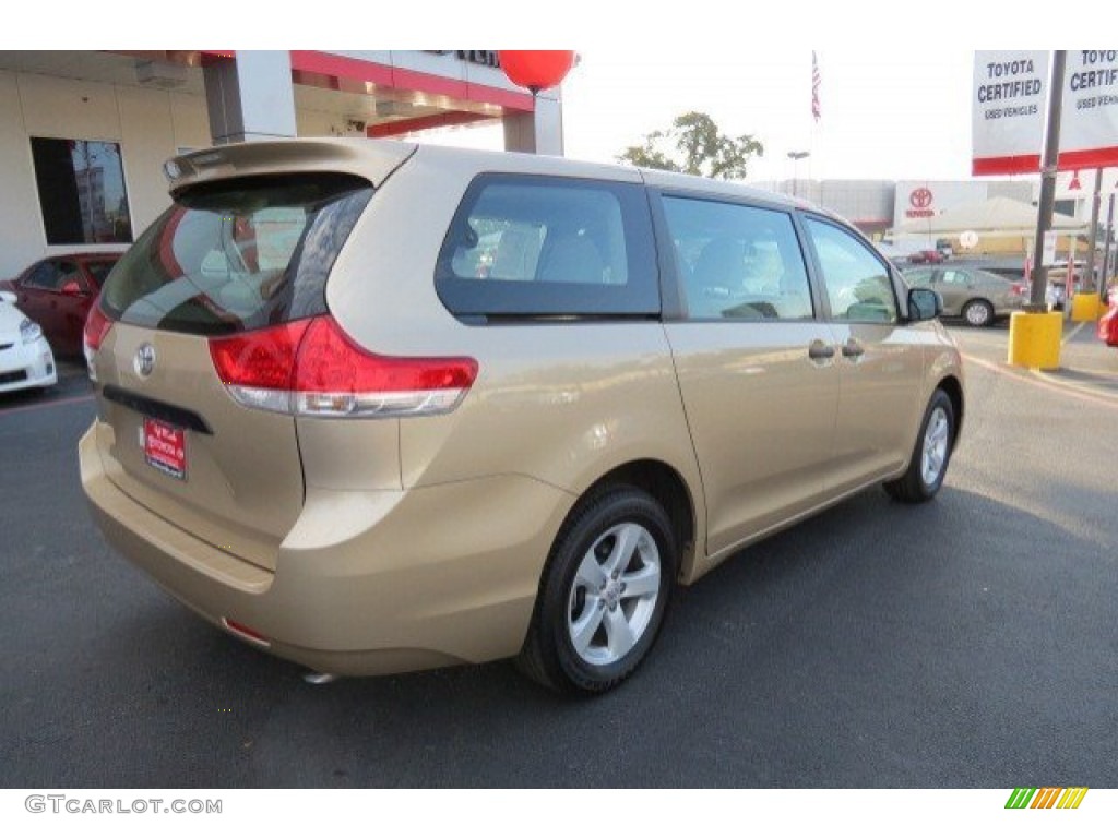 2011 Sienna  - Sandy Beach Metallic / Bisque photo #7