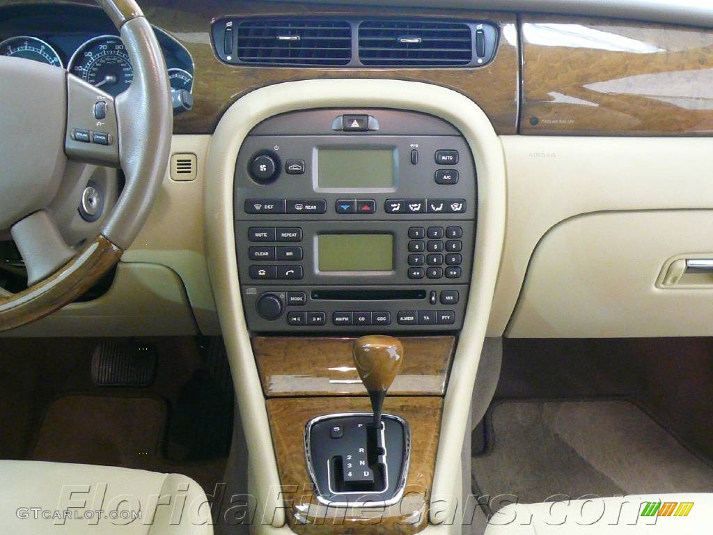 2004 X-Type 3.0 - Salsa Red / Champagne photo #18
