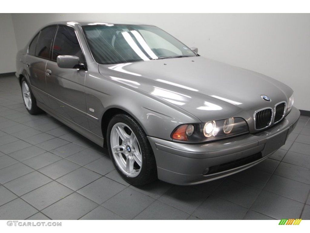 Sterling Grey Metallic 2002 BMW 5 Series 540i Sedan Exterior Photo #77315922