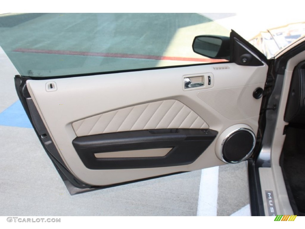 2010 Ford Mustang V6 Premium Coupe Stone Door Panel Photo #77316396