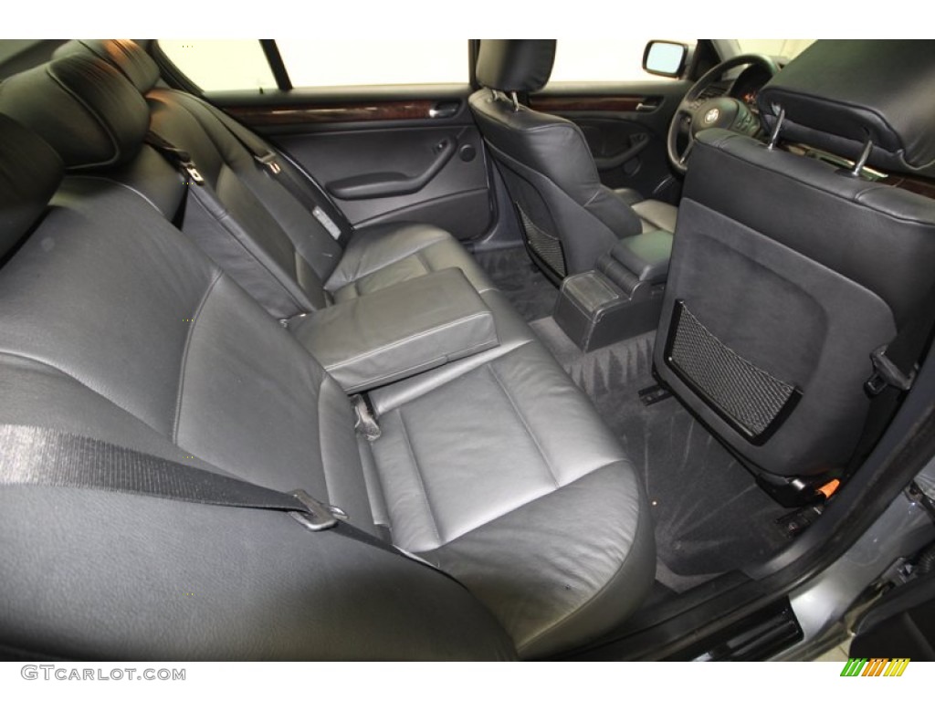 Black Interior 2004 BMW 3 Series 325i Sedan Photo #77318289