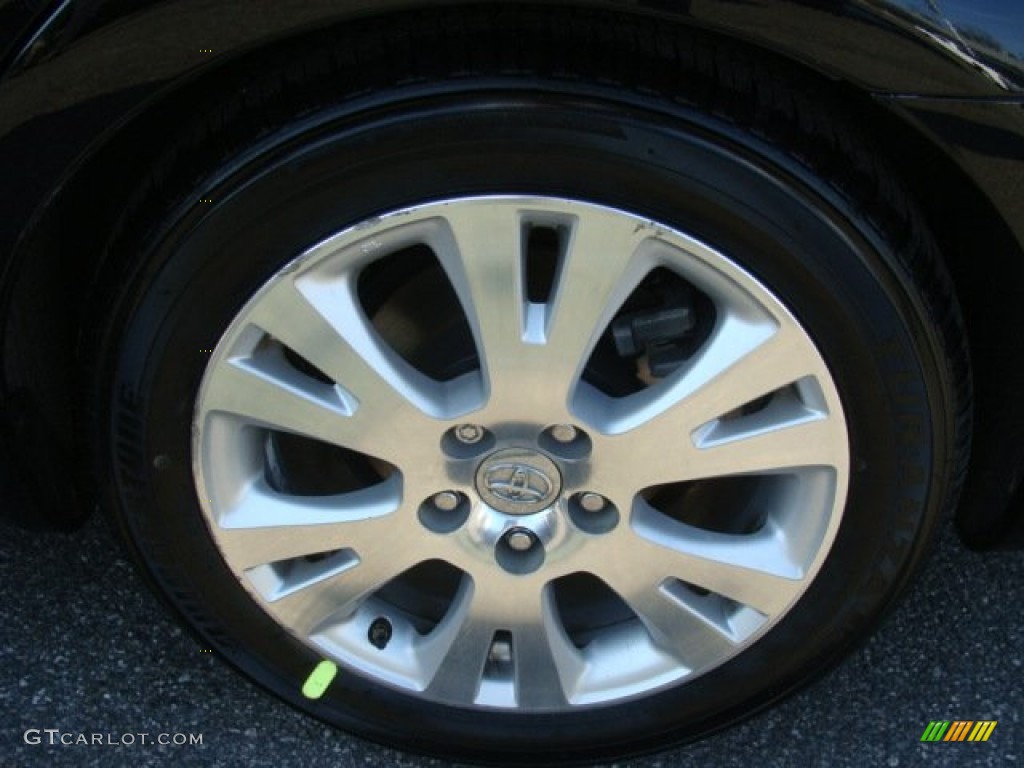 2010 Toyota Avalon XLS Wheel Photos