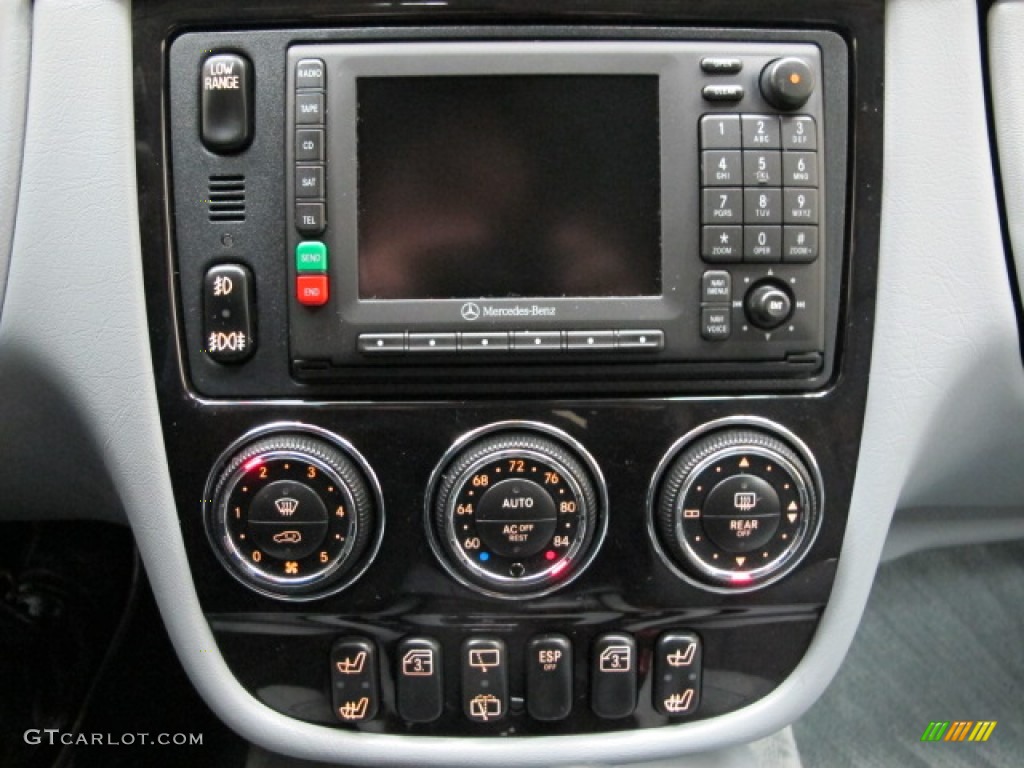 2005 Mercedes-Benz ML 350 4Matic Controls Photo #77320972