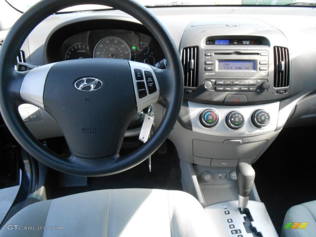 2009 Hyundai Elantra GLS Sedan Gray Dashboard Photo #77321903