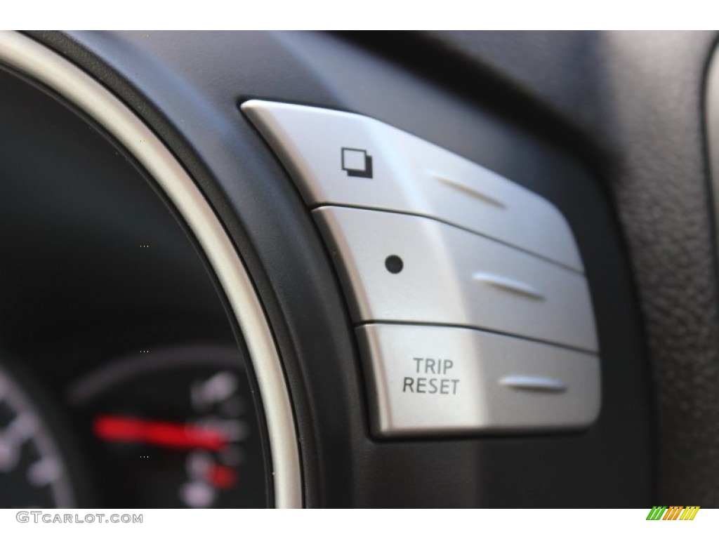 2012 Nissan Quest 3.5 SL Controls Photo #77322447