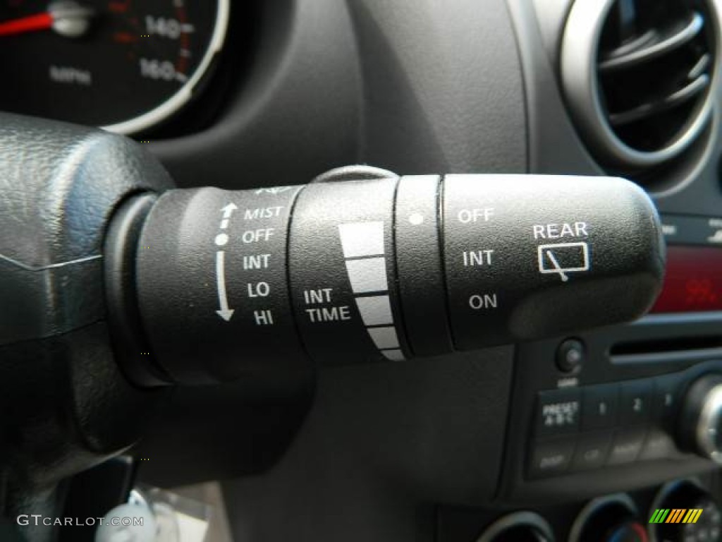 2010 Nissan Rogue SL AWD Controls Photo #77322819