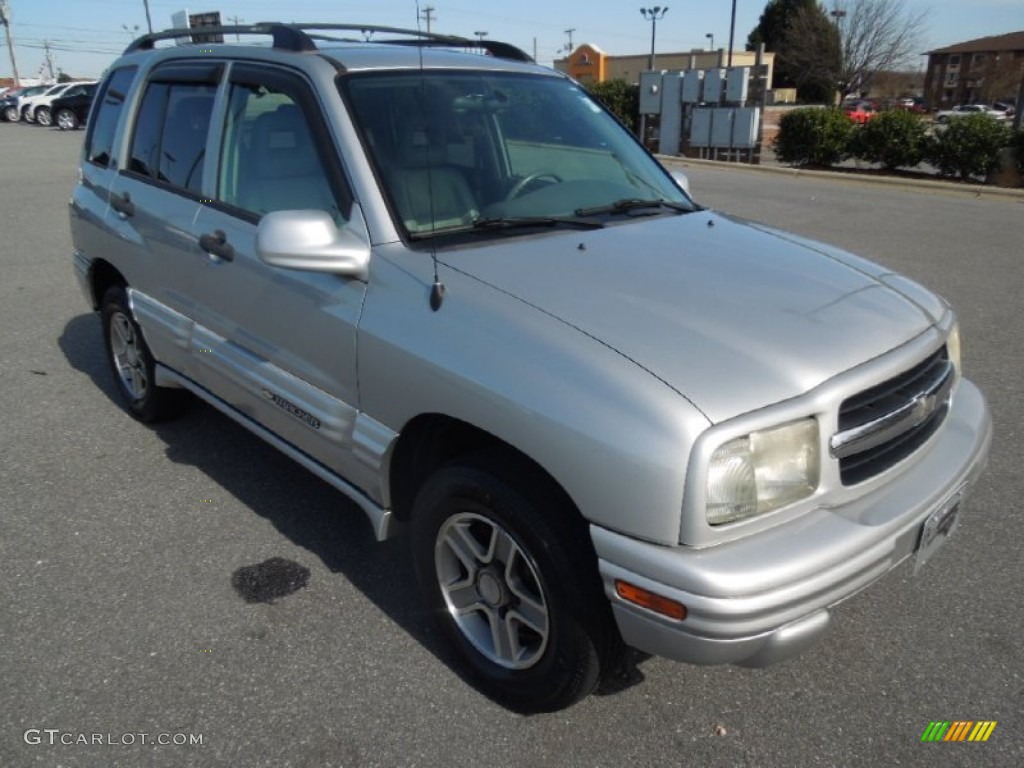 Silverleaf Metallic 2004 Chevrolet Tracker LT 4WD Exterior Photo #77324907