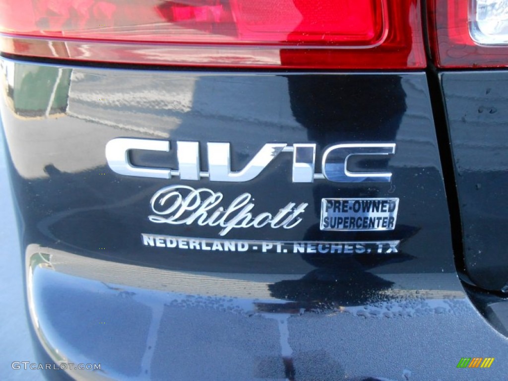 2005 Civic LX Sedan - Nighthawk Black Pearl / Gray photo #19