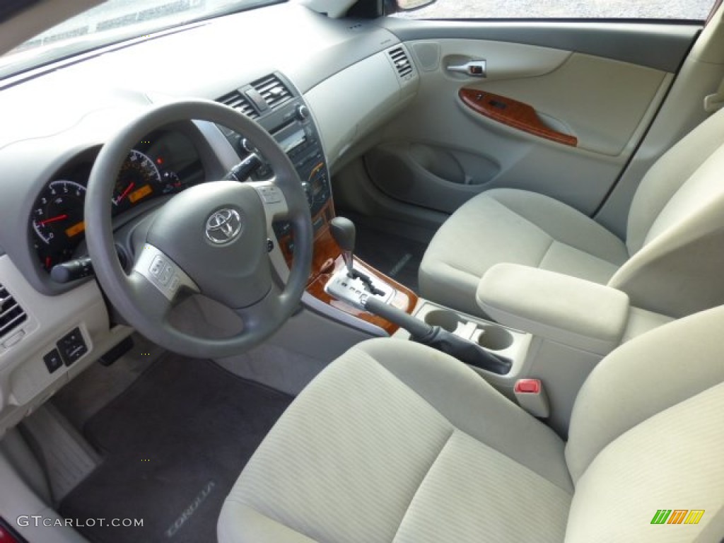 Bisque Interior 2010 Toyota Corolla XLE Photo #77326407