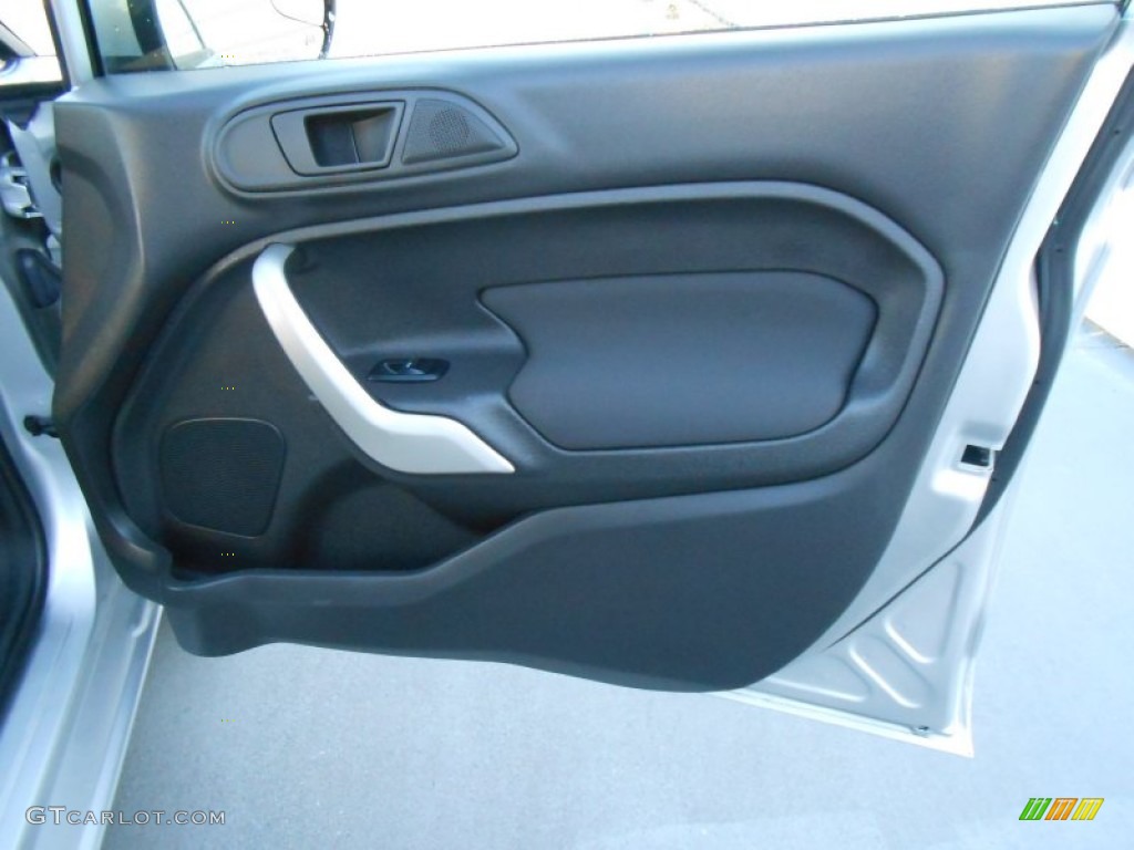 2012 Fiesta SEL Sedan - Ingot Silver Metallic / Charcoal Black photo #25