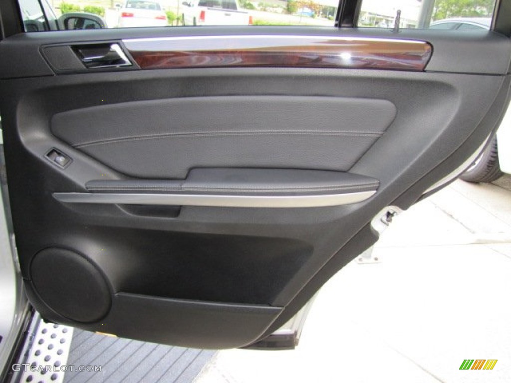 2008 Mercedes-Benz GL 550 4Matic Black Door Panel Photo #77327293