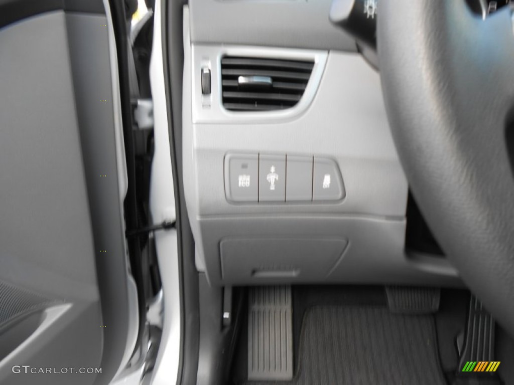 2013 Elantra GLS - Shimmering Air Silver / Gray photo #31