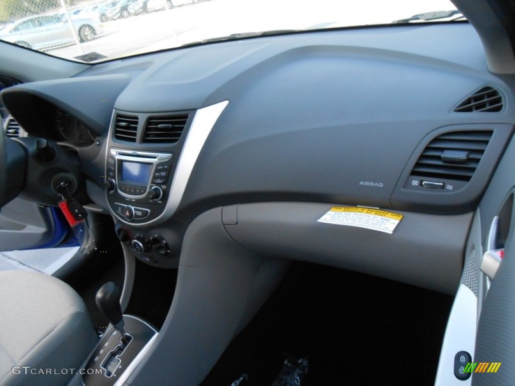 2013 Accent GLS 4 Door - Marathon Blue / Gray photo #17