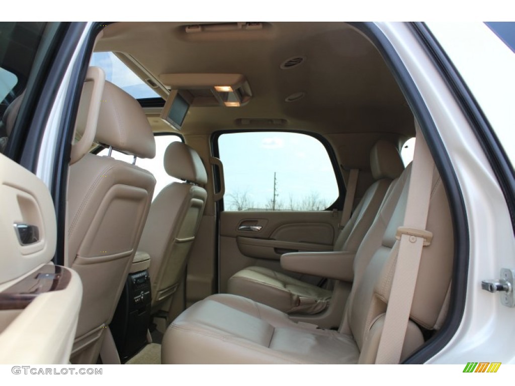 2011 Escalade Premium AWD - White Diamond Tricoat / Cashmere/Cocoa photo #18