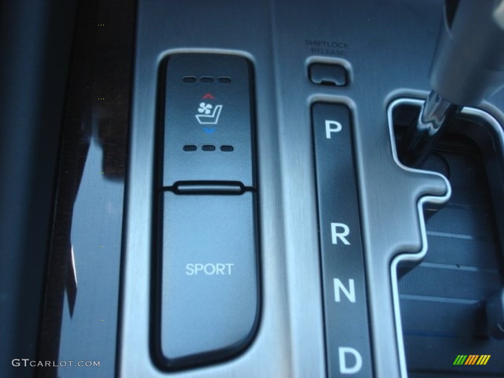 2012 Equus Signature - Platinum Metallic / Jet Black photo #36