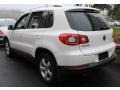Candy White - Tiguan SE 4Motion Photo No. 2