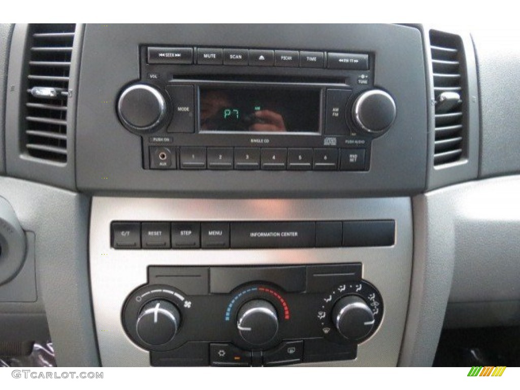 2007 Grand Cherokee Laredo - Bright Silver Metallic / Medium Slate Gray photo #16