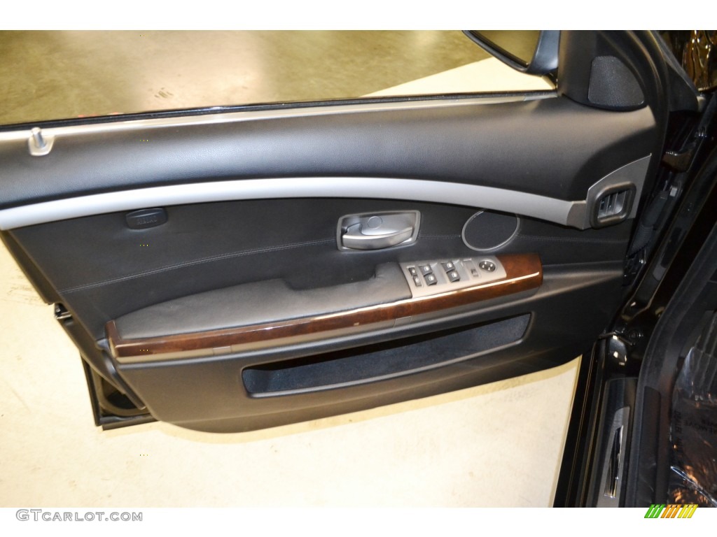 2006 BMW 7 Series 750i Sedan Black/Black Door Panel Photo #77336944