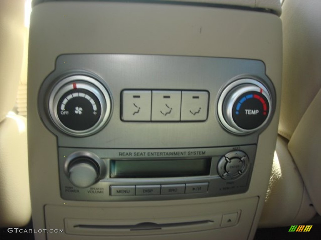 2008 Hyundai Veracruz Limited Controls Photo #77337286