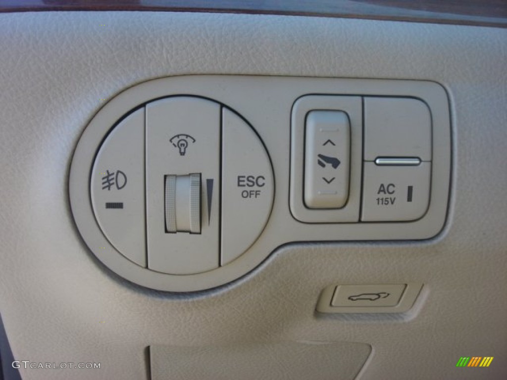 2008 Hyundai Veracruz Limited Controls Photo #77337537