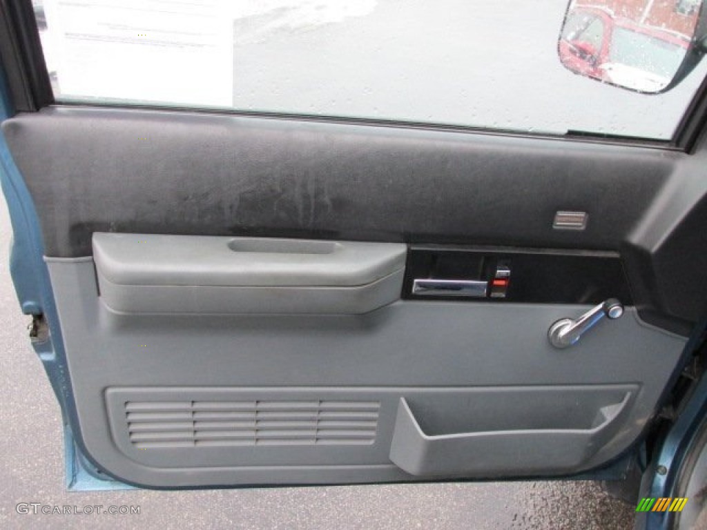 1990 C/K C1500 Scottsdale Regular Cab - Light Blue Metallic / Gray photo #13