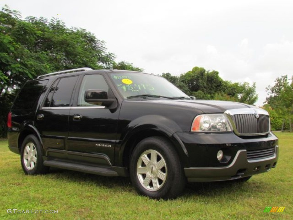 2004 Navigator Luxury - Black Clearcoat / Light Parchment photo #3