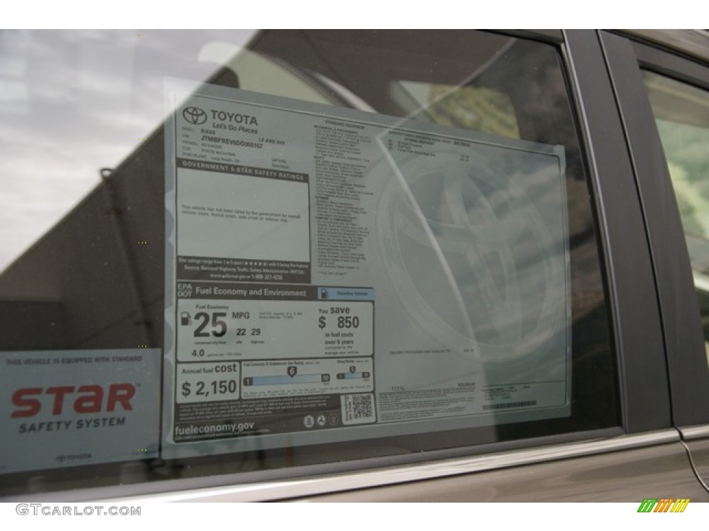 2013 RAV4 LE AWD - Pyrite Mica / Beige photo #10