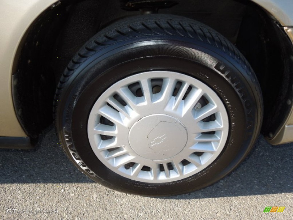 2001 Chevrolet Malibu Sedan Wheel Photo #77342449