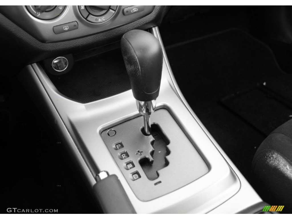 2010 Impreza 2.5i Sedan - Spark Silver Metallic / Carbon Black photo #11