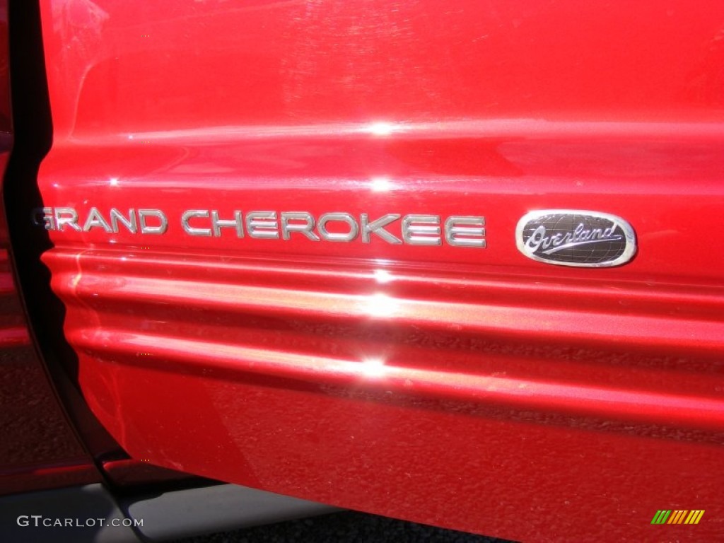 2002 Grand Cherokee Overland 4x4 - Inferno Red Tinted Pearlcoat / Dark Slate Gray/Light Slate Gray photo #16