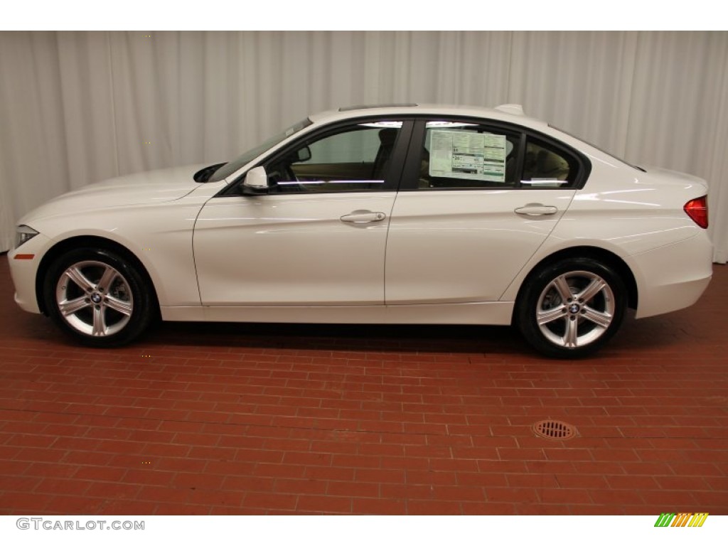 2013 3 Series 328i xDrive Sedan - Alpine White / Venetian Beige photo #4