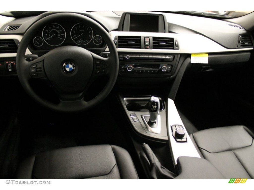 2013 3 Series 328i xDrive Sedan - Jet Black / Black photo #7