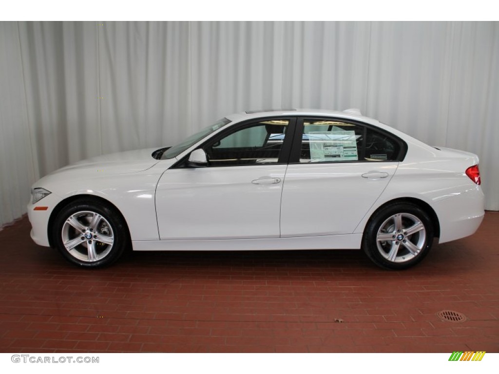 2013 3 Series 328i xDrive Sedan - Alpine White / Black photo #4