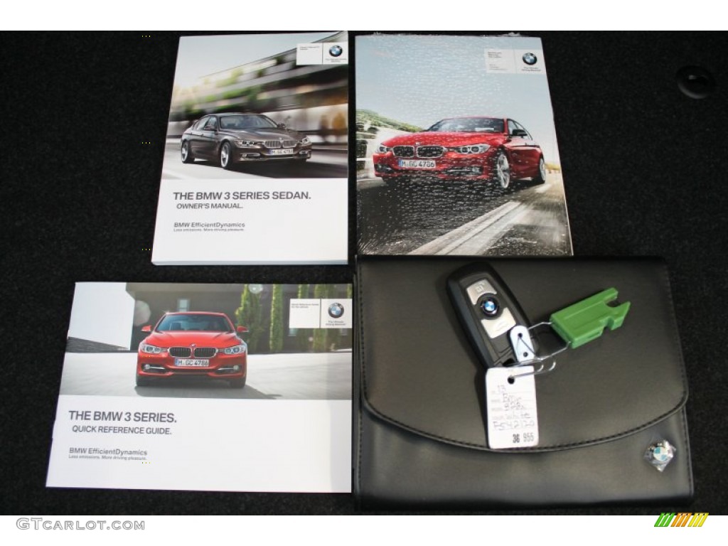 2013 3 Series 328i xDrive Sedan - Alpine White / Black photo #17